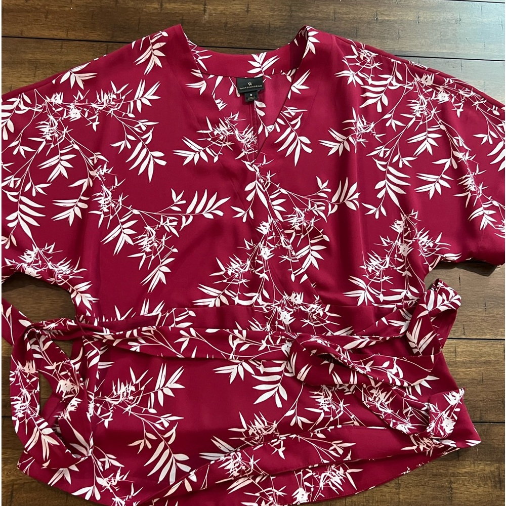 Cute wrap blouse!